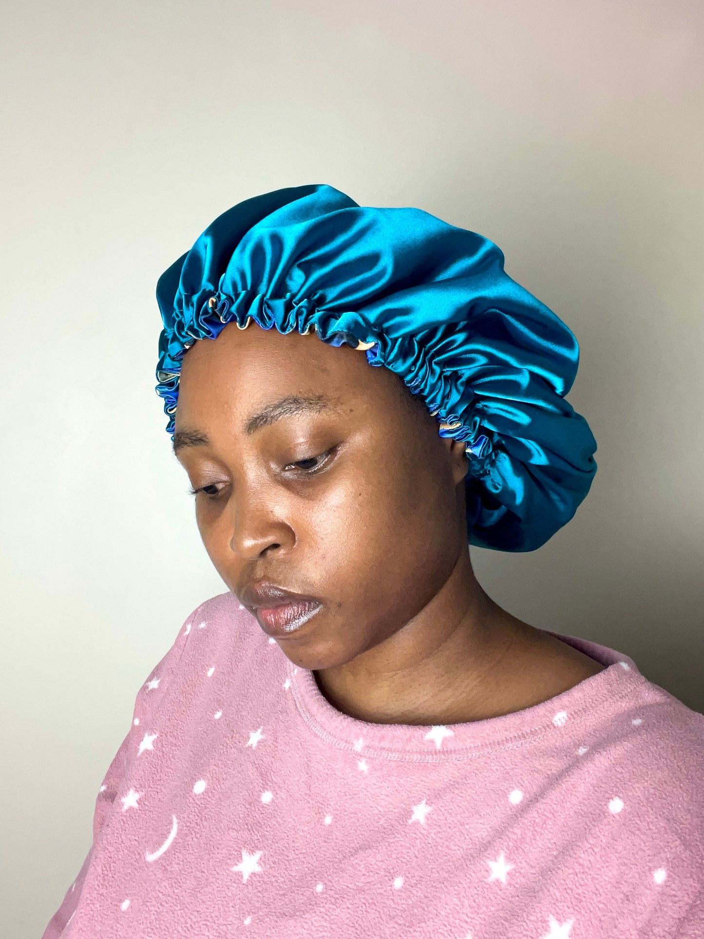Satin Bonnet Jaguar print